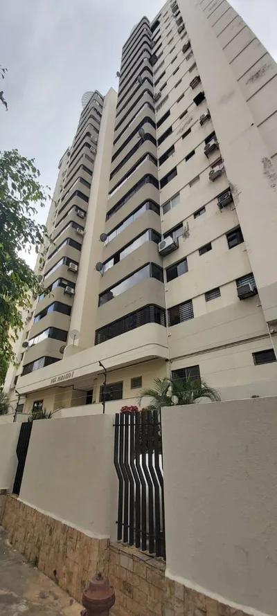 Apartamento en Urb. Valle Camoruco, Residencias Paraíso J — USD 130.000