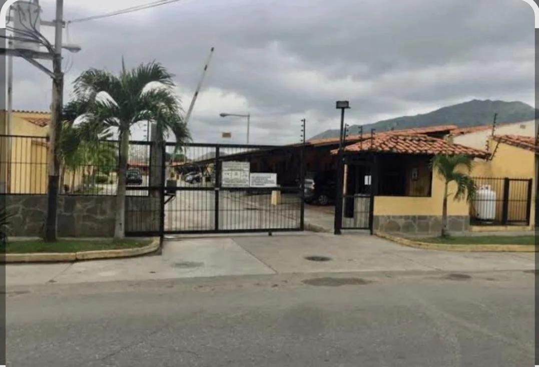 Casa en Venta en Conjunto Residencial Aguasay – San Diego — 3 hab 144m² — USD 70,000