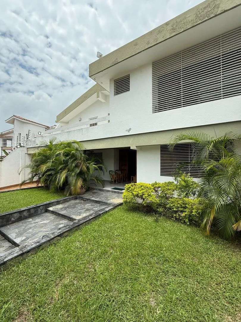 Casa en Venta en Urb. La viña — 5 hab 486m² — USD 250,000