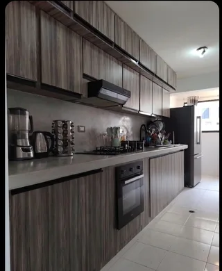 Apartamento en Valles de Camoruco, Residencia Martínica