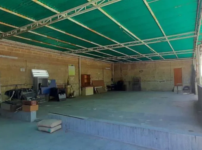 Local en Venta en Sector Santa Inés Vía Hipódromo Valencia 750m² — USD 80,000