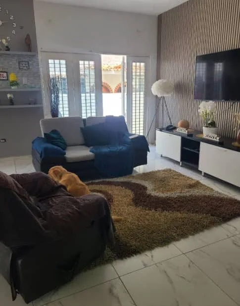Apartamento en Venta en Quinta Trigal Sur — 4 hab 160m² — USD 95,000