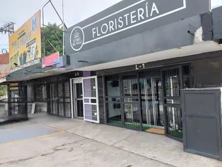 Local en Av Intercomunal de San Diego ( Av Julio Centeno). Los Árales
