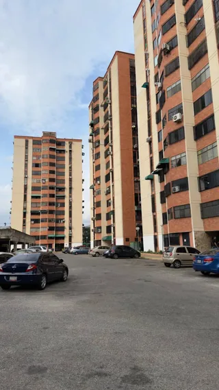 Apartamento en Res.Valle Fresco 3, Naguanagua