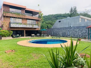 Casa en Urbanización Altos de Guataparo