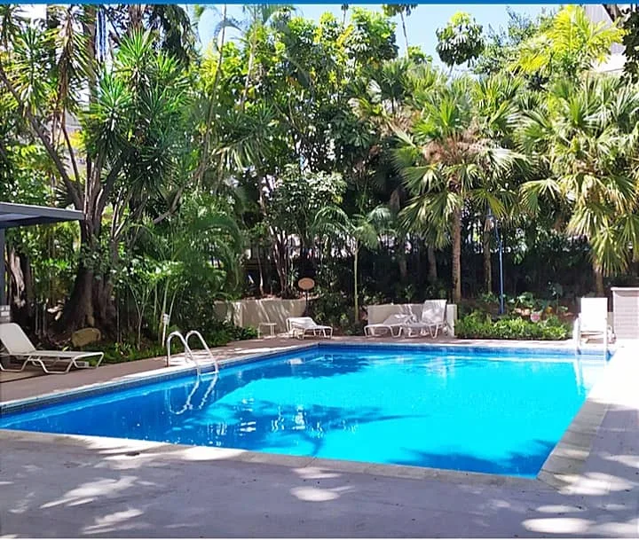 Apartamento en Alquiler en ALTAMIRA SUITES — 1 hab 75m² — USD 1,400