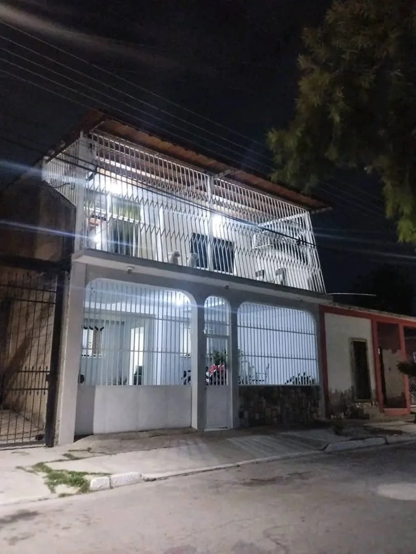 Casa en Venta en Urb. El Samán, Guacara — 3 hab 157m² — USD 45,000