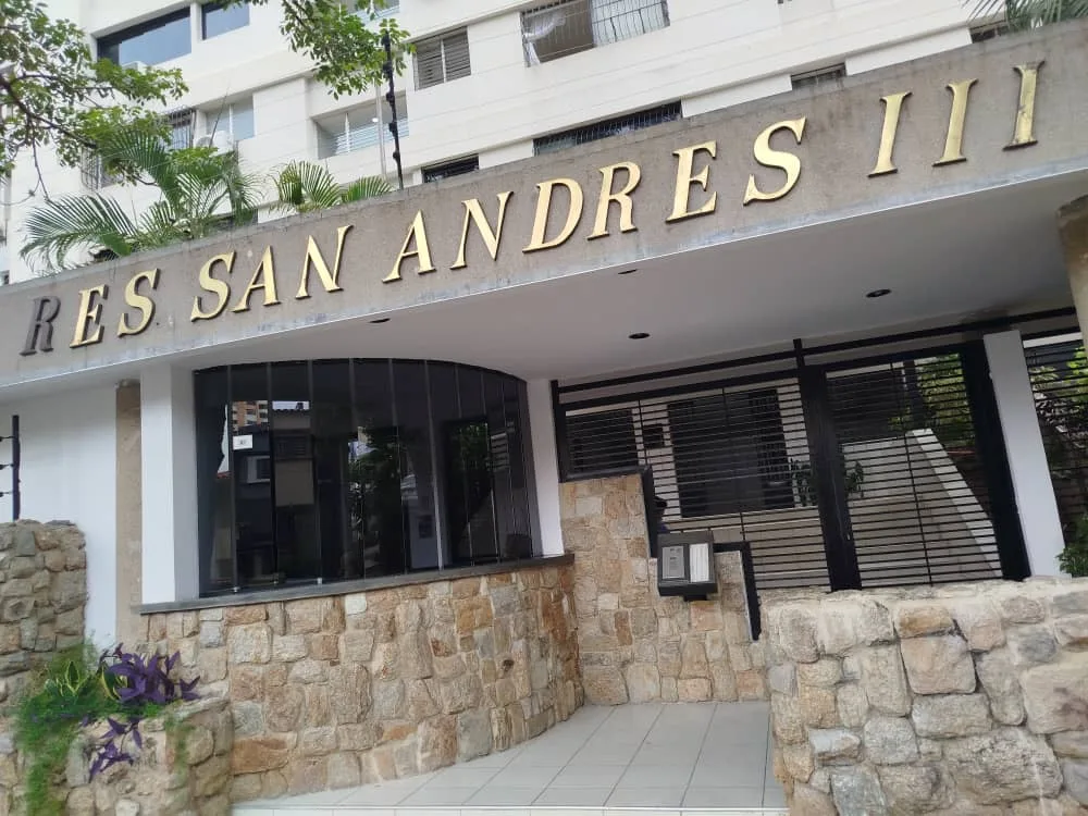 Apartamento en Alquiler en Residencia San Andres lll en el Bosque — 3 hab 83m² — USD 300