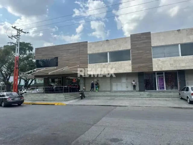 Local en Venta en C.C Gran Estación - San Blas - Valencia 77m² — USD 68,000