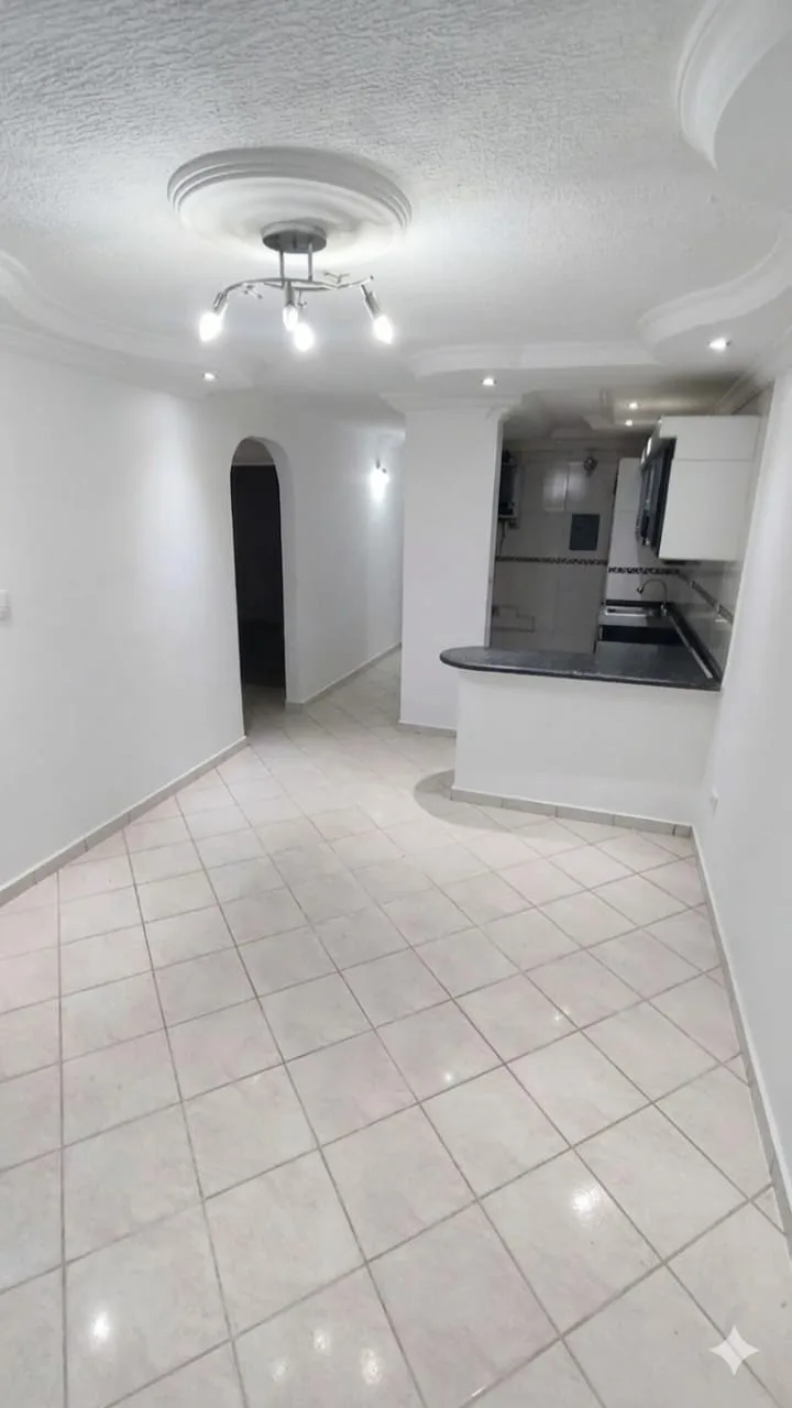 Apartamento en Venta en Conj. Res. "Las tapias", Urb Bella Florida, Valencia — 3 hab — USD 34,000