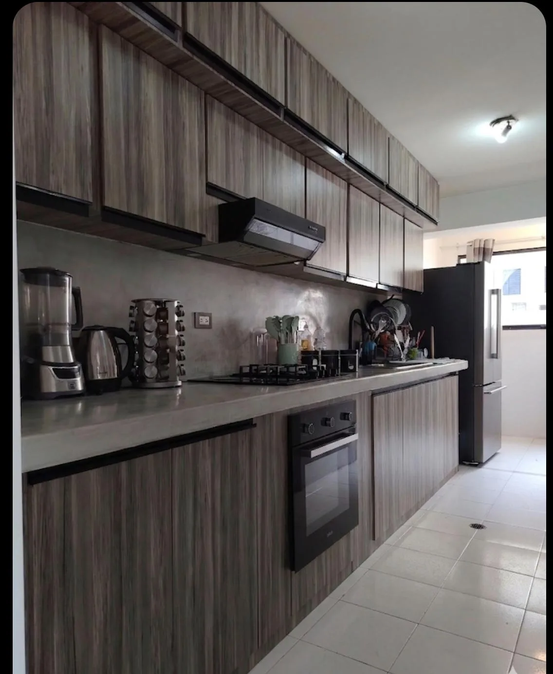 Apartamento en Venta en Valles de Camoruco, Res Martinica — 3 hab 98m² — USD 80,000