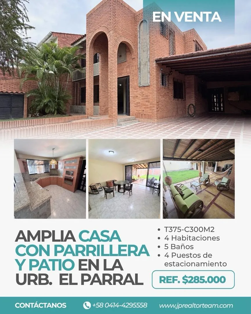 Casa en Venta en Urb. El Parral — 5 hab 300m² — USD 285,000