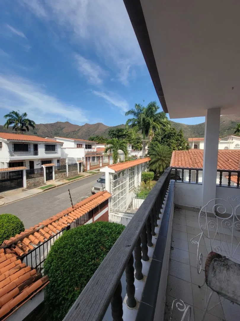 Casa en Venta en Trigal Sur — 5 hab 250m² — USD 160,000