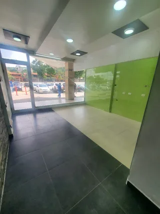 Local en Centro Comercial V avenida (Kromi Market Prebo)