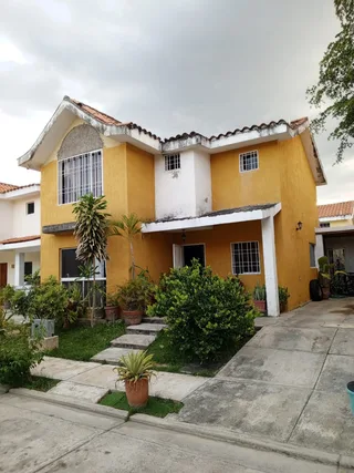 Townhouse en Sector Seminario, San Diego