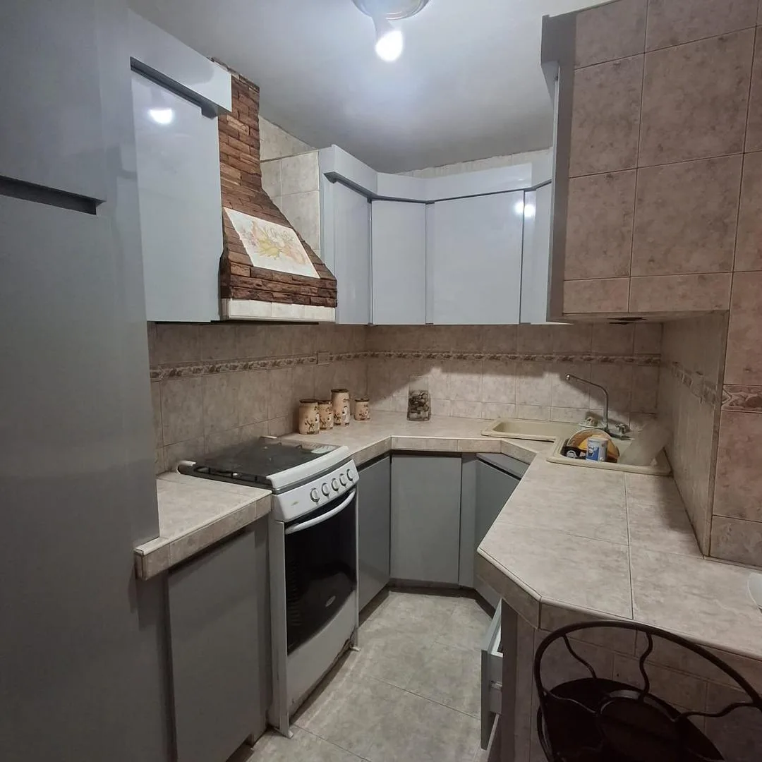 Apartamento en Venta en Residencias Parque Guacara — 3 hab 75m² — USD 37,000