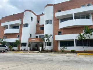Apartamento en Cumbres de San Diego