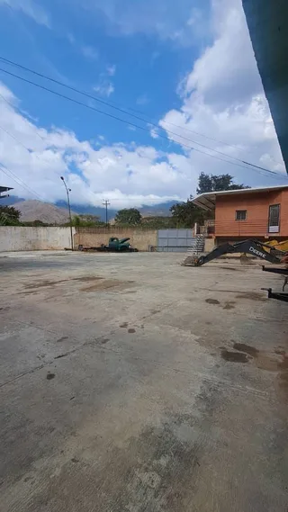 Local en NAGUANAGUA A 500 MTRS DE PUENTE BARBULA
