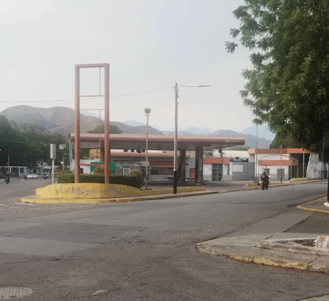 Local en Venta en Guacara 1400m² — USD 2,000,000