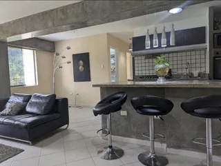 Apartamento en Res. Altos del Mirador