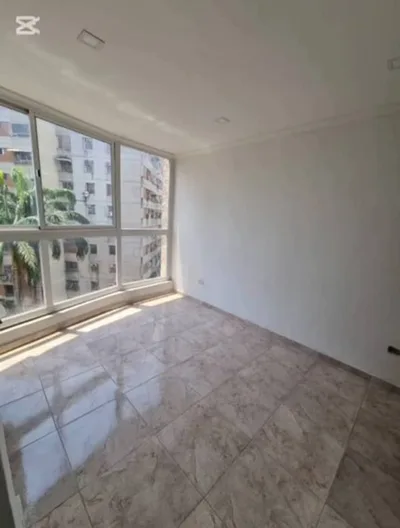 Apartamento en av.ayacucho con santo Michelena — USD 80.000