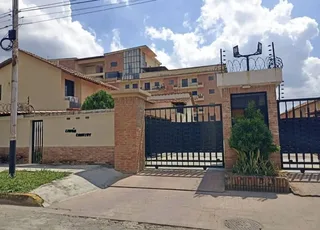 Apartamento en Res. Limon Country, Urb. Guayabal, Naguanagua