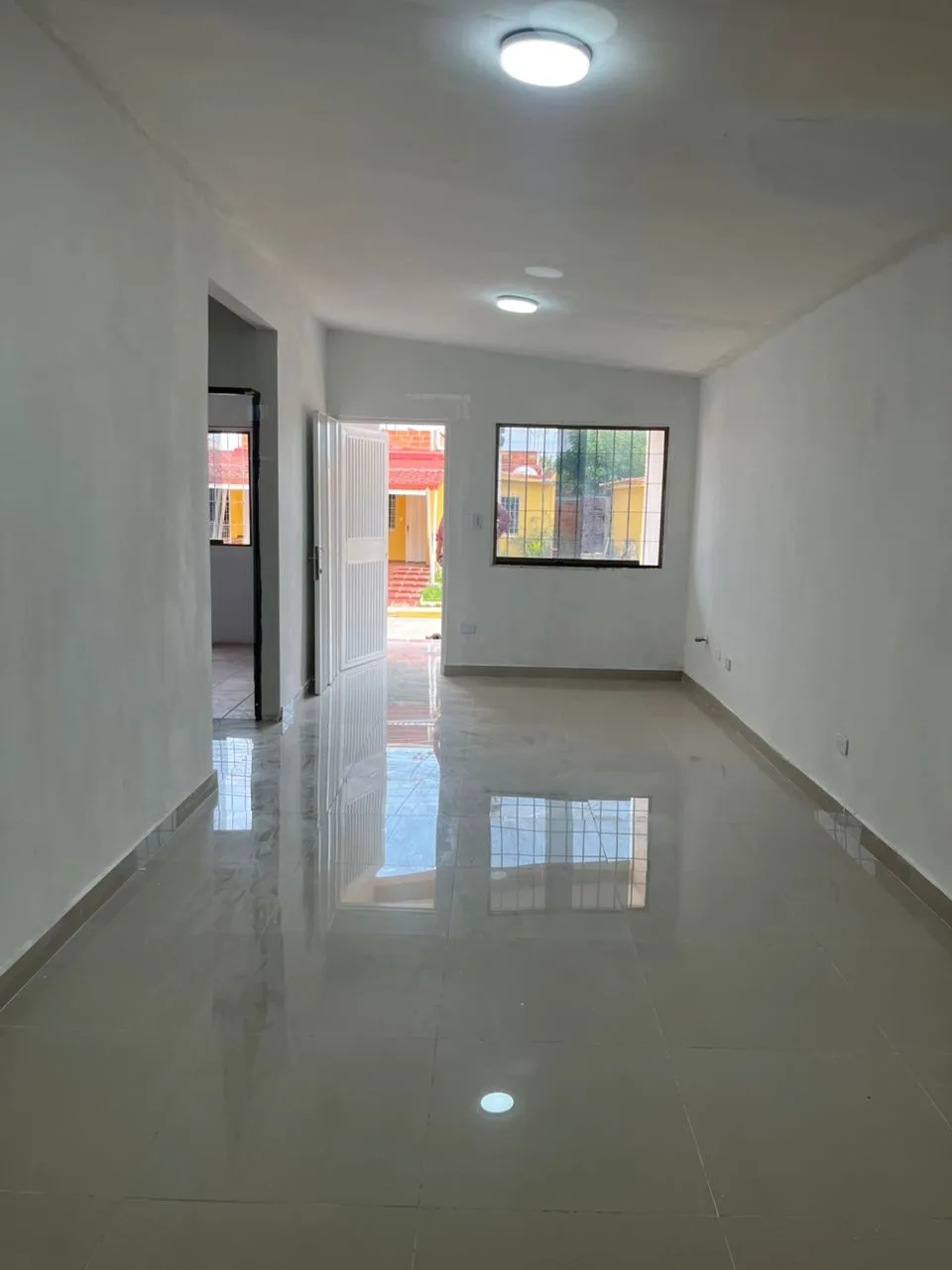 Casa en Venta en Tierras del Sol, Municipio San Joaquín — 4 hab 344m² — USD 43,000