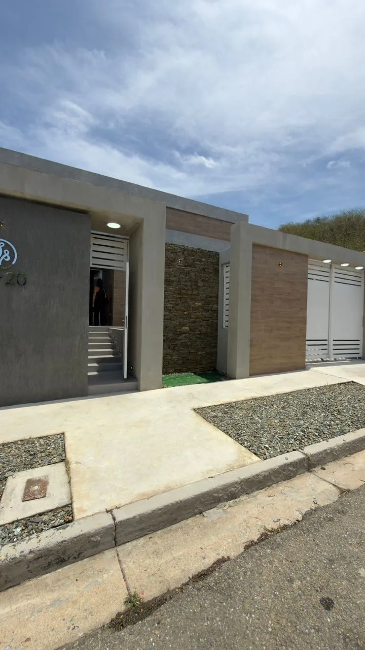 Casa en Venta en Urb. Trigal — 5 hab 330m² — Precio a consultar