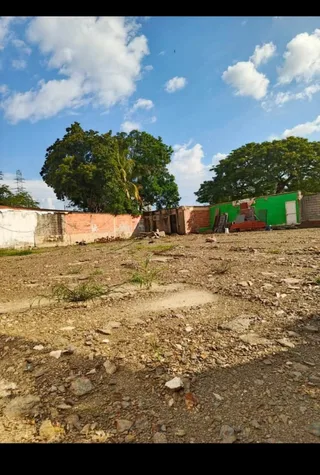 Terreno en Av Principal de ciudad Alianza, Guacara