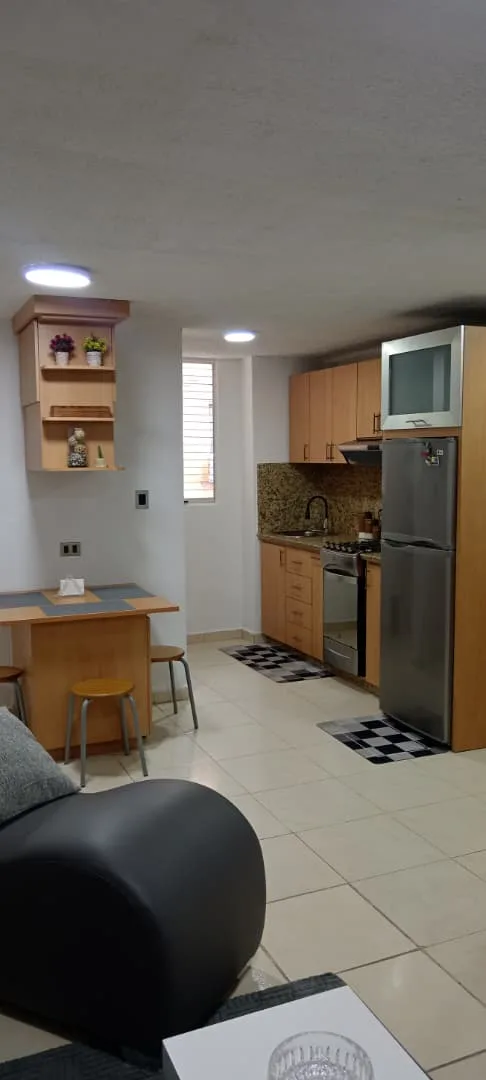 Apartamento en Venta en Res. Tulipan, Urb. El Remanso, San Diego — 2 hab 56m² — USD 49,500