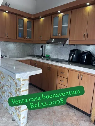 Casa en Residencia Buenaventura, Los Guayos, Edo. Carabobo
