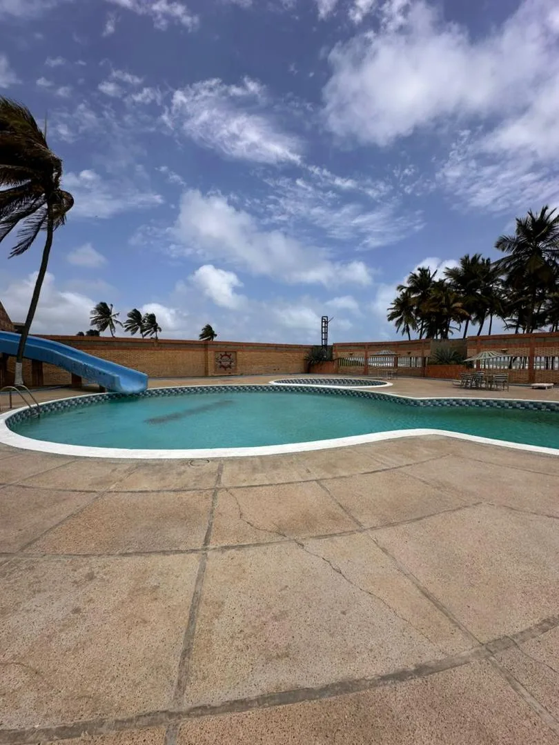 Townhouse en Venta en Tucacas — 4 hab 144m² — USD 83,000