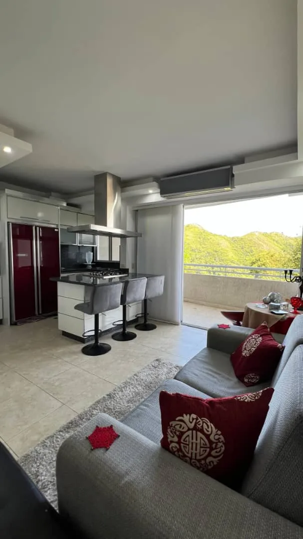 Apartamento en Alquiler en El Parral, Res. Le Parc — 2 hab 89m² — USD 700
