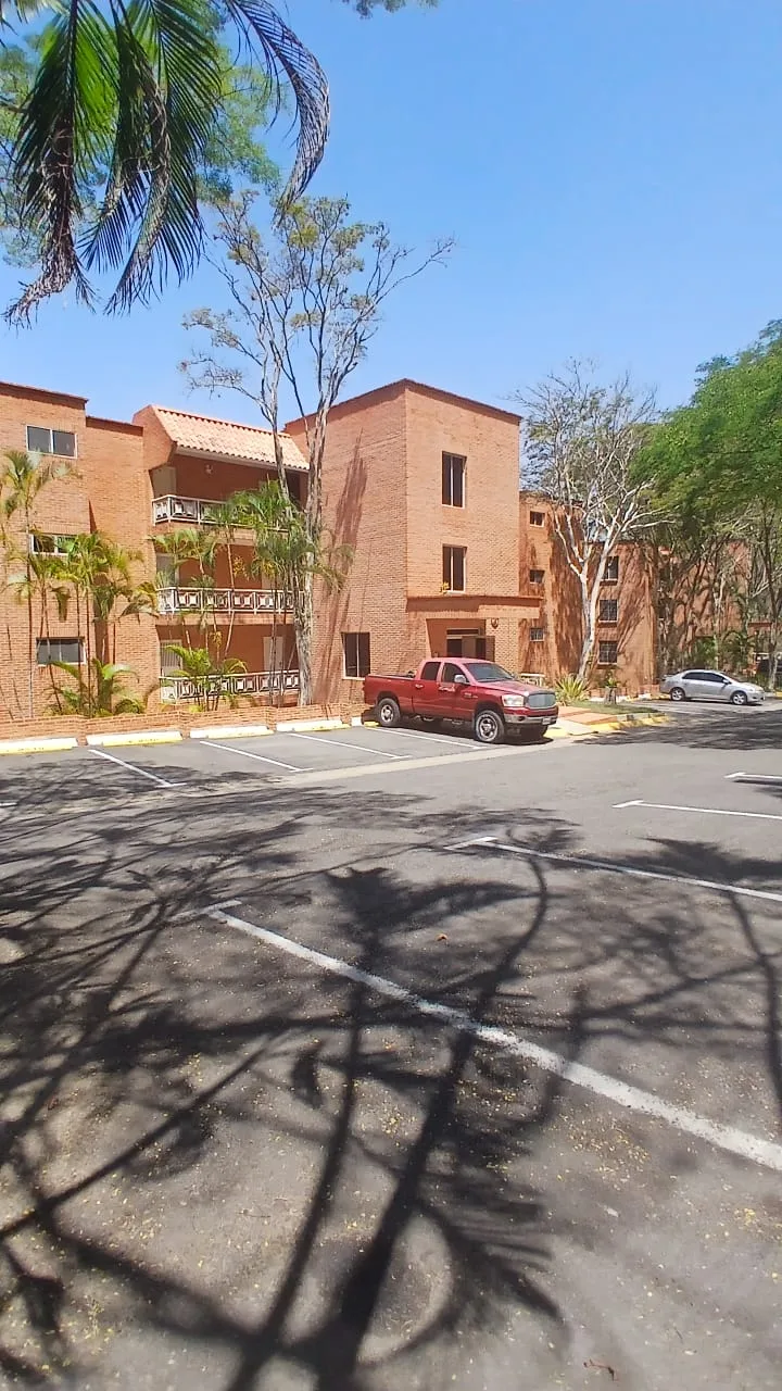 Apartamento en Alquiler en Trigal Country Valencia — 2 hab 80m² — USD 300