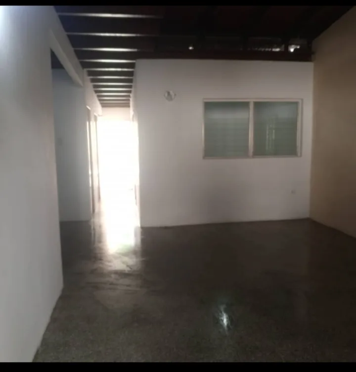 Casa en Venta en Urb La Trinidad Cagua — 3 hab — USD 32,000