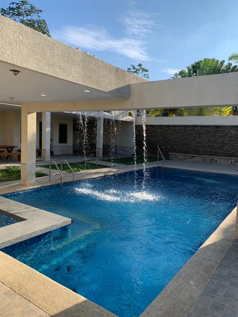 Casa en Venta en San Diego — 6 hab 1100m² — USD 340,000