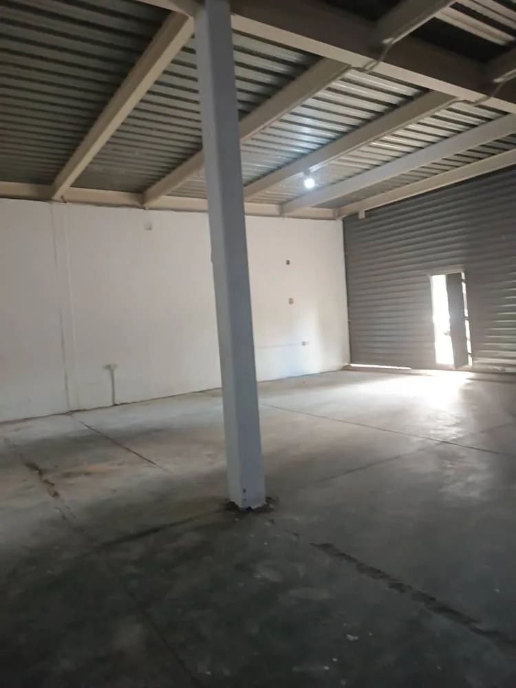 Galpón en Alquiler en Av Bolivar Norte, Valencia, Estado Carabobo 789m² — USD 4,500