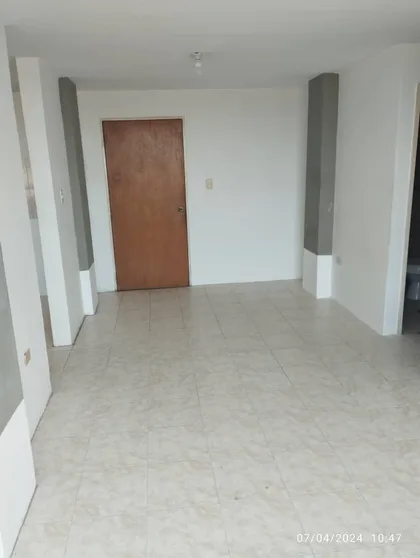 Apartamento en Res. Caranday Paraparal los Guayos — USD 180