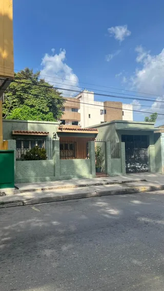 Casa en NAGUANAGUA, Av. Universidad, Clínica del Riñón
