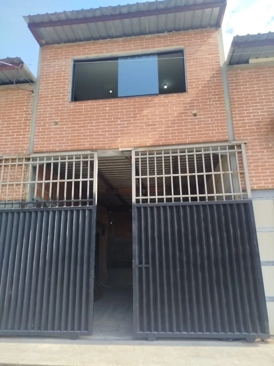 Galpon en Alquiler en Cumaca 250m² — USD 600