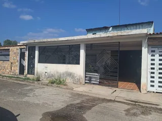 Casa en Urbanización Santa Paula, Tocuyito