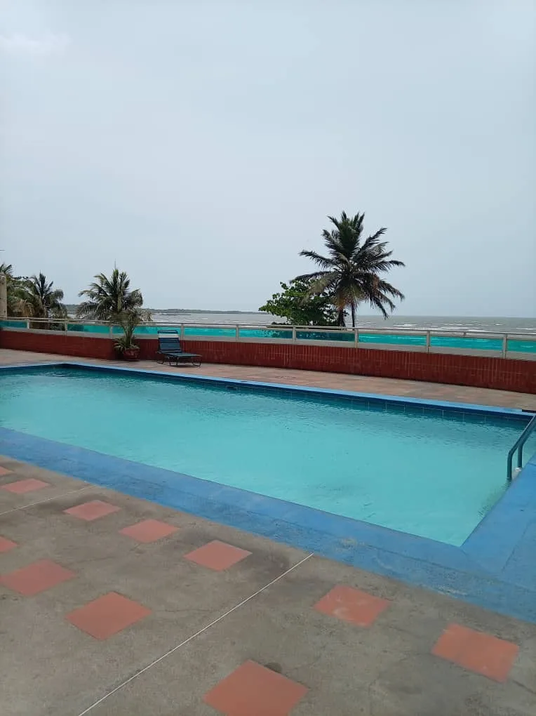 Apartamento en Venta en Conjunto Residencial Brismar Suites, Tucacas — 3 hab — USD 65,000