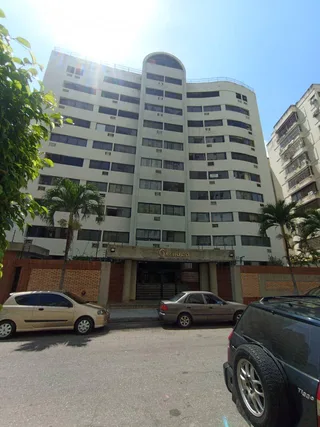 Apartamento en Urb. Prebo, Resd. Okinawa