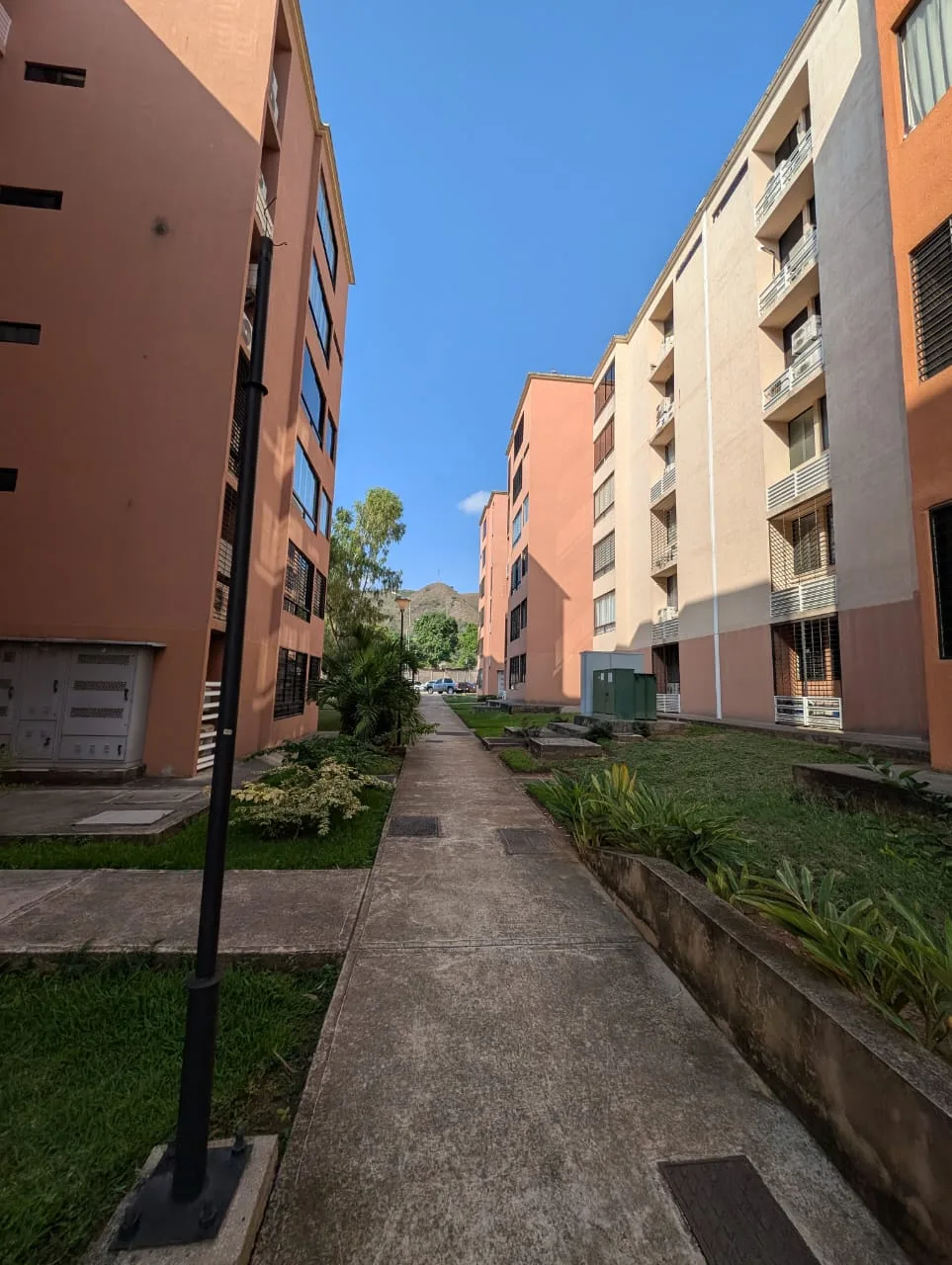 Apartamento en Alquiler en Valle Topacio - San Diego — 2 hab 60m² — USD 300