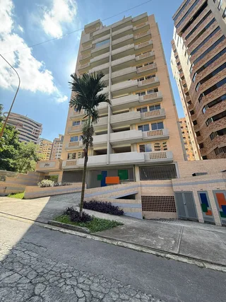 Penthouse en La Trigaleña, Residencia Asti