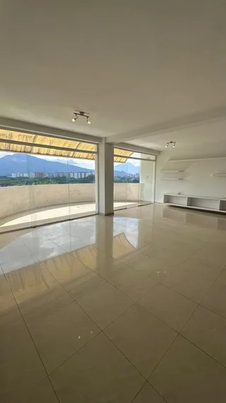 Penthouse en URB MAÑONGO