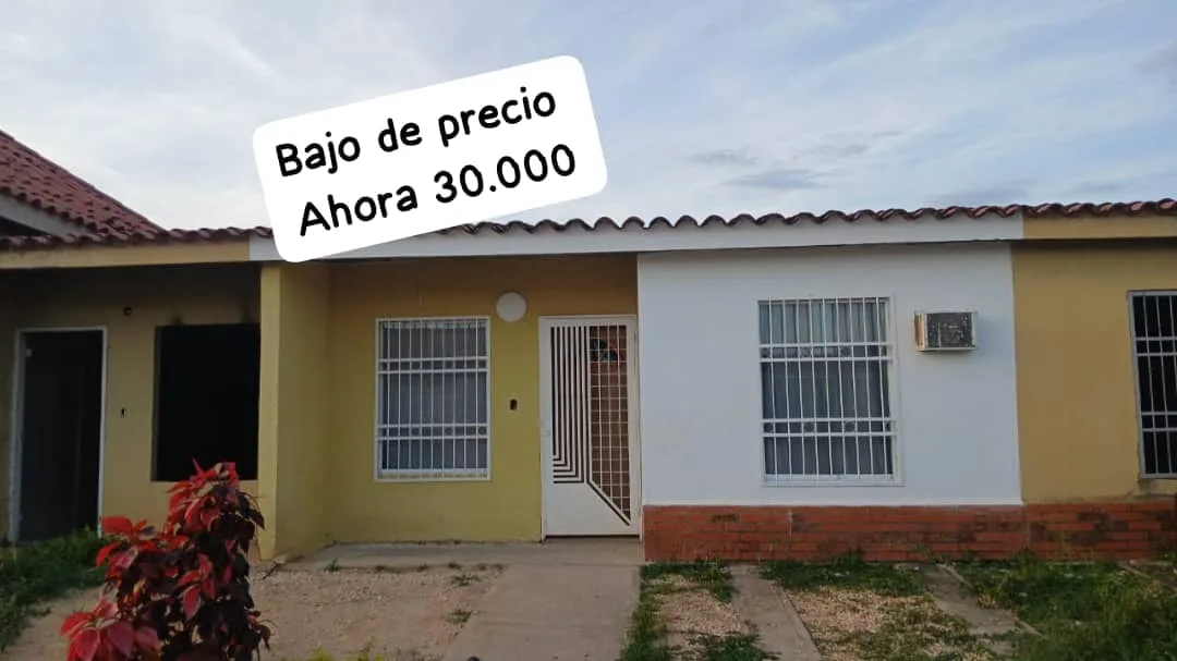 Casa en Venta en San Pablo Valley Tocuyito — 3 hab 144m² — USD 30,000