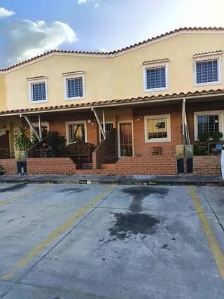 Townhouse en Laguna Club