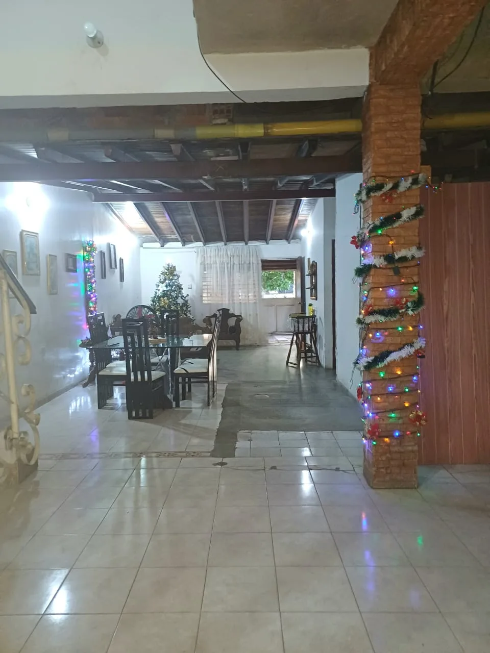 Casa en Venta en Piedras Negras Los Guayos Edo.Carabobo — 3 hab 167m² — USD 35,500