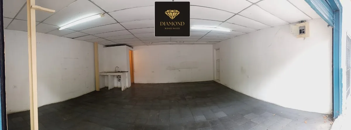 Local en Alquiler en Calle Libertad Norte - sector Plaza San Juan 45m² — USD 250